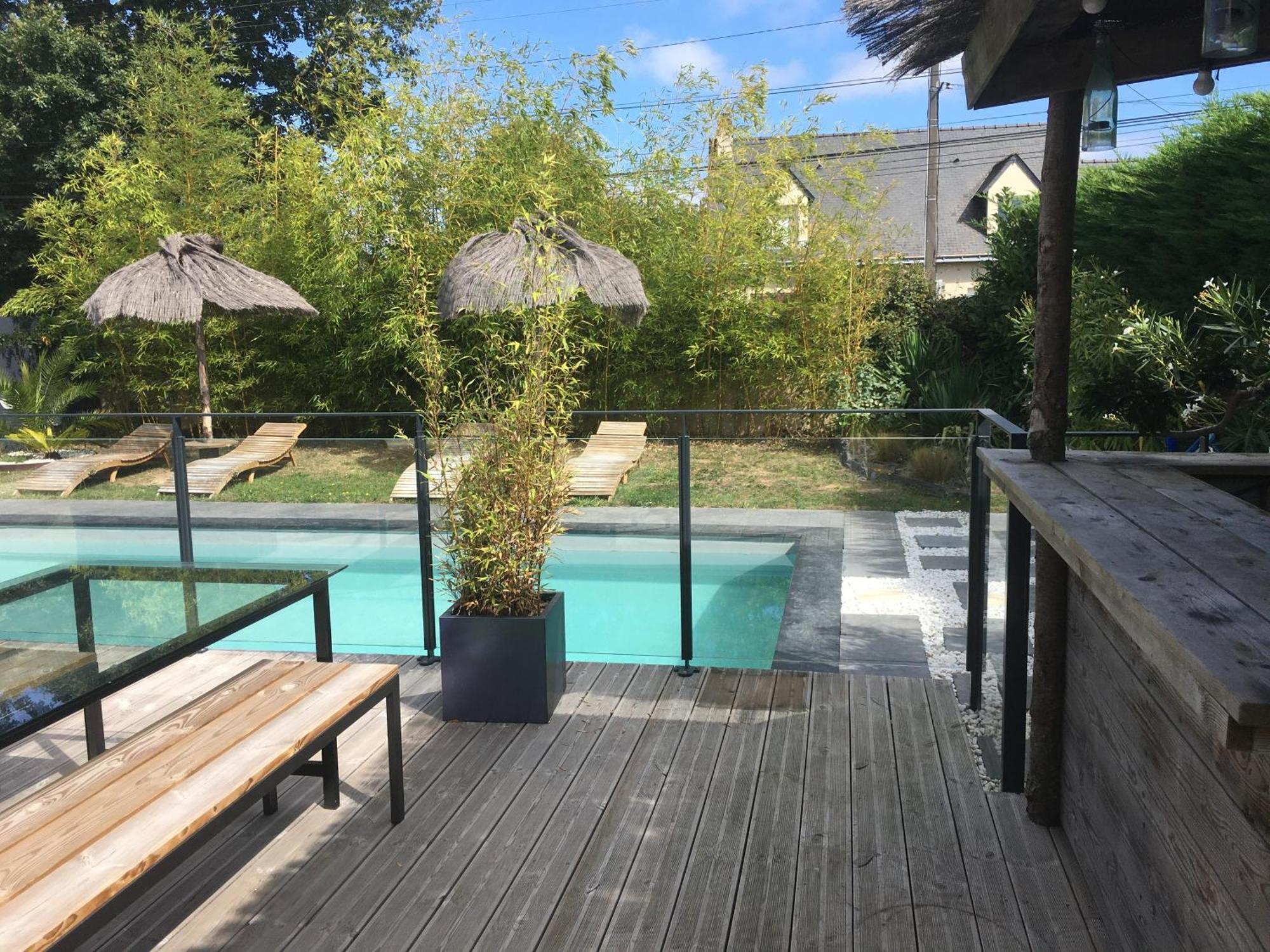 Villa Au bord de la piscine au sud d'Angers à Saint-Jean-des-Mauvrets Extérieur photo